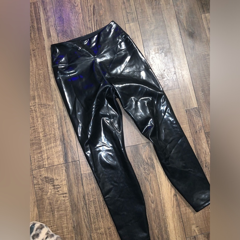 Nwot carbon38 high rise latex legging small $98 athletic yoga spring casual goth - Picture 5 of 7